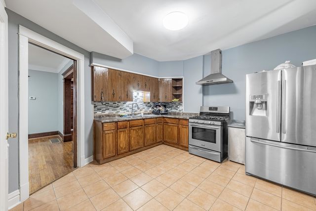 7629 S Green Street, Chicago, IL 60620