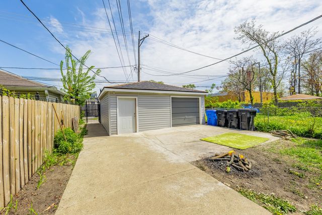 7629 S Green Street, Chicago, IL 60620