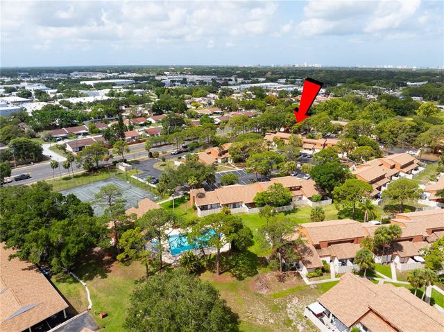 2060 SUNSET POINT ROAD 52, Clearwater, FL 33765