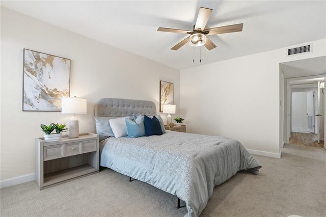 2060 SUNSET POINT ROAD 52, Clearwater, FL 33765