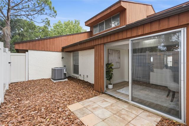 2060 SUNSET POINT ROAD 52, Clearwater, FL 33765