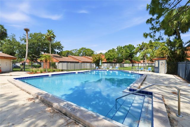 2060 SUNSET POINT ROAD 52, Clearwater, FL 33765