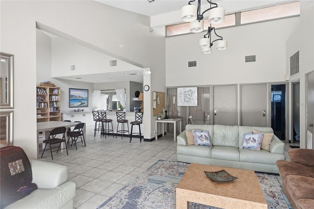 2060 SUNSET POINT ROAD 52, Clearwater, FL 33765