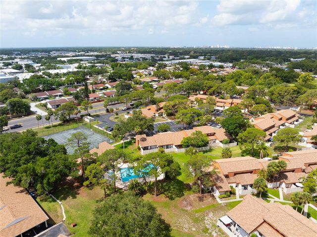 2060 SUNSET POINT ROAD 52, Clearwater, FL 33765
