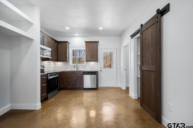 118 San Marcos, Bullard, TX 75757