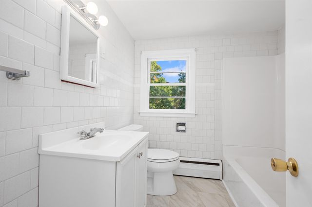 129 Belmont Road, West Harwich, MA 02671