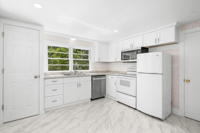 129 Belmont Road, West Harwich, MA 02671