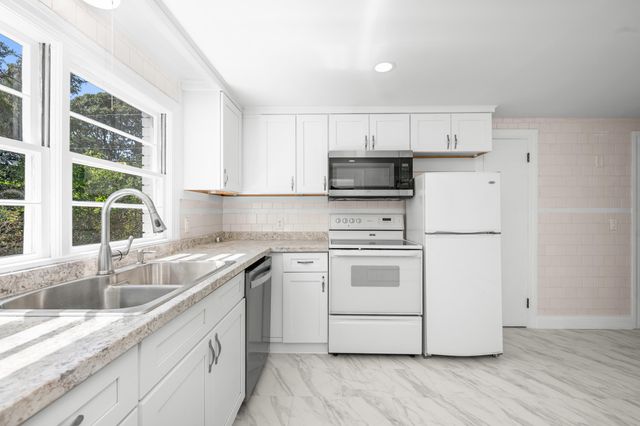 129 Belmont Road, West Harwich, MA 02671
