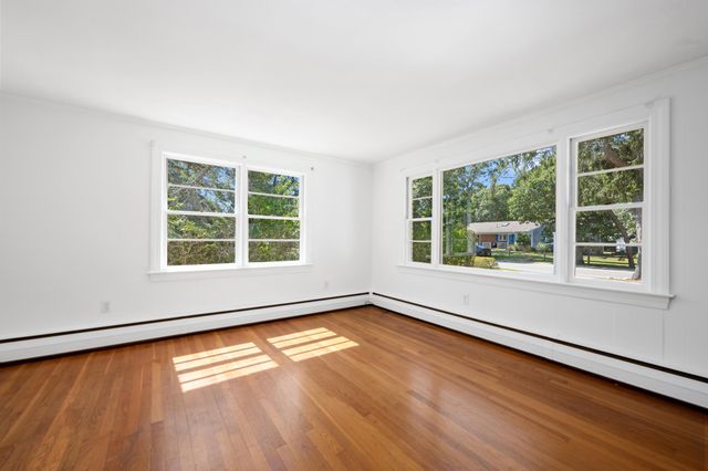 129 Belmont Road, West Harwich, MA 02671