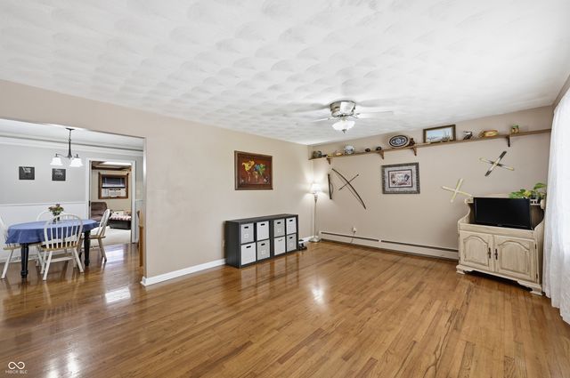 2702 Tamra Lane, Anderson, IN 46012