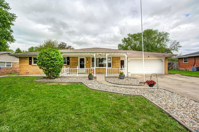 2702 Tamra Lane, Anderson, IN 46012