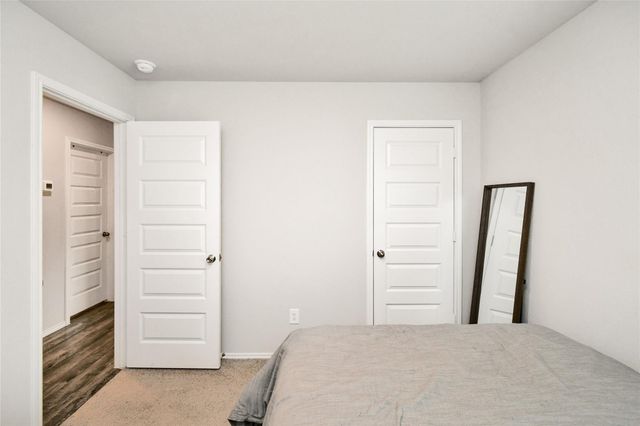 7915 Meadow Cranesbill Lane, Houston, TX 77016