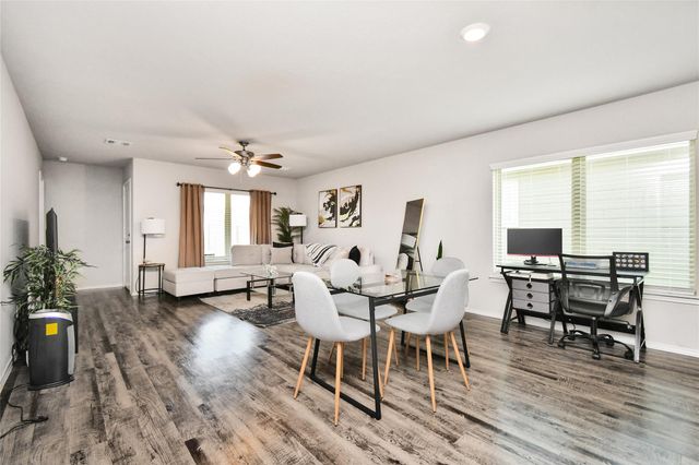 7915 Meadow Cranesbill Lane, Houston, TX 77016