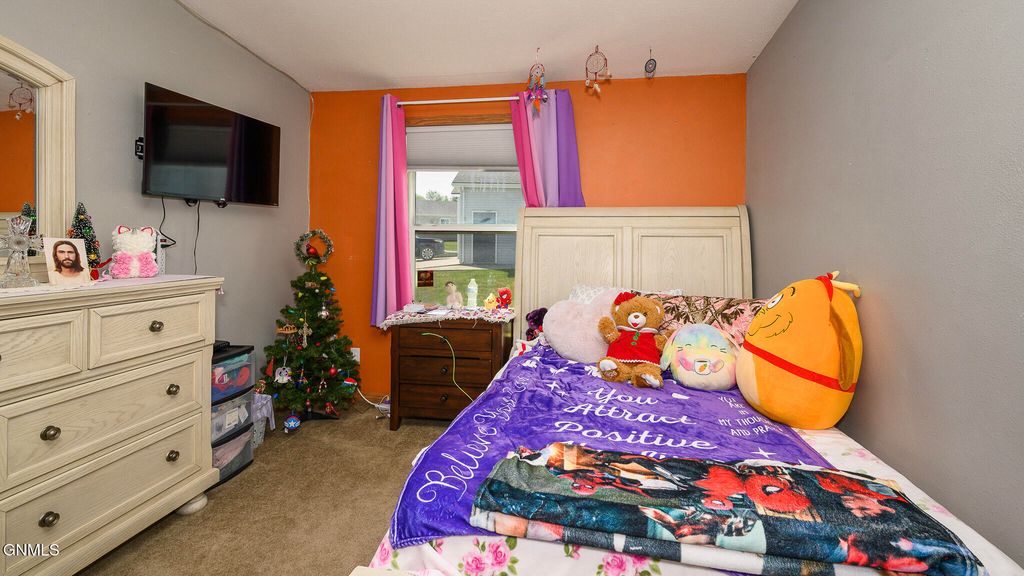 3867 Valley Loop, Bismarck, ND 58503 photo 17