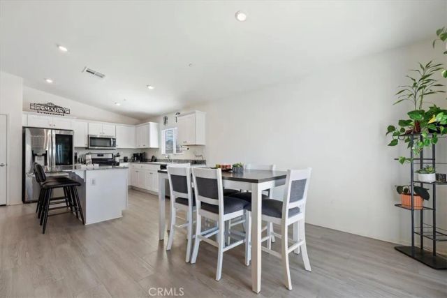 1467 Carolina Court, Hemet, CA 92543