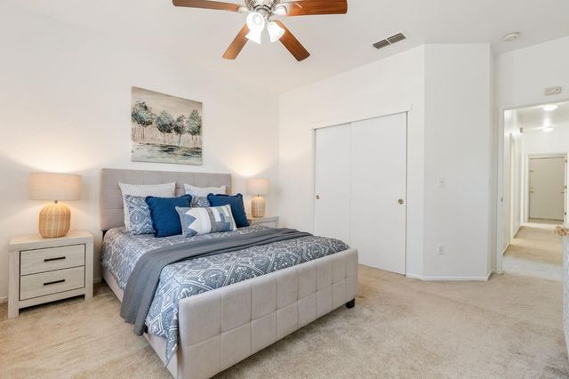 9184 Laguna Center Cir, Elk Grove, CA 95758