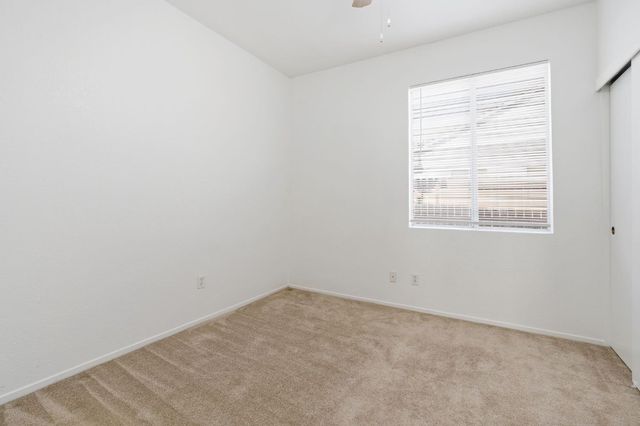 9184 Laguna Center Cir, Elk Grove, CA 95758