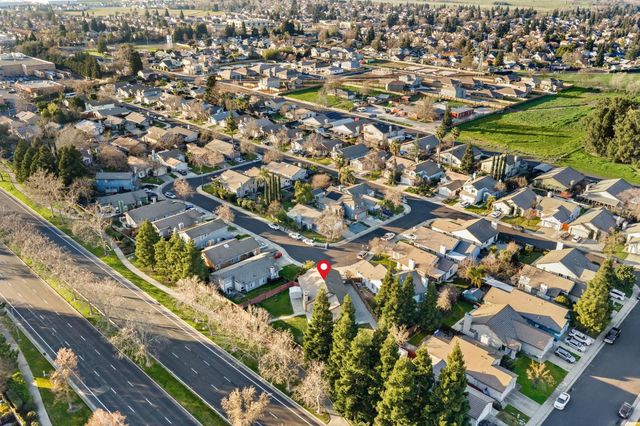 9184 Laguna Center Cir, Elk Grove, CA 95758