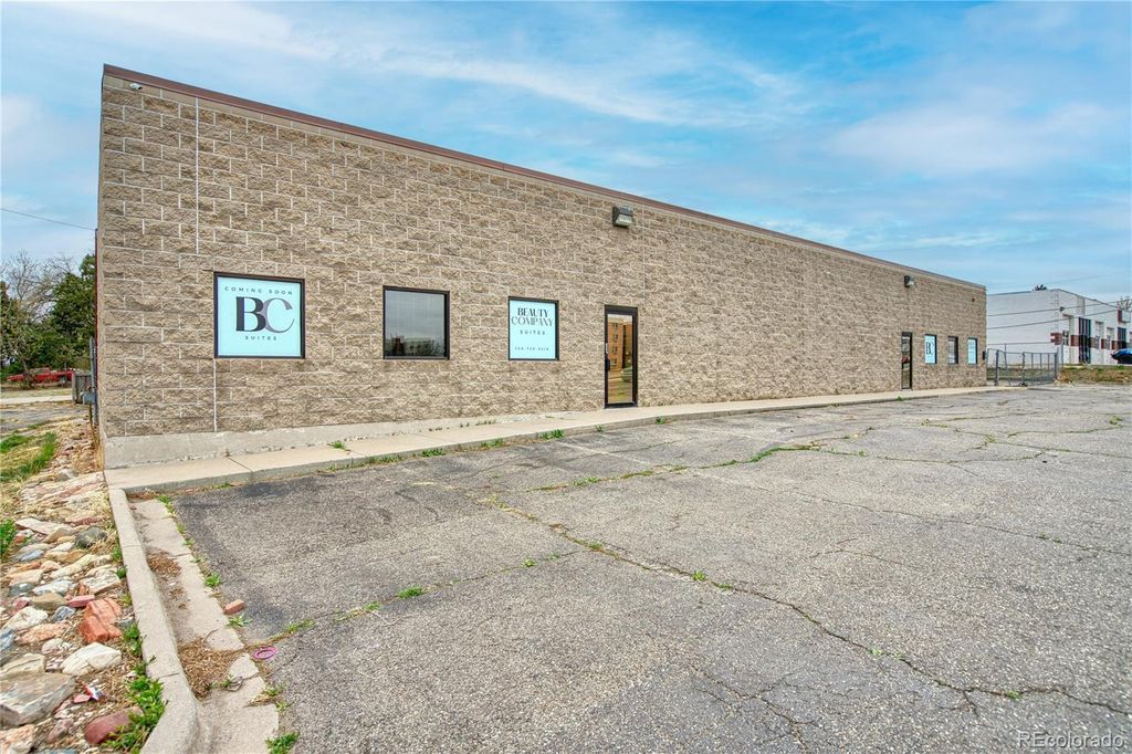 1400 W 70th Avenue, Denver, CO 80221