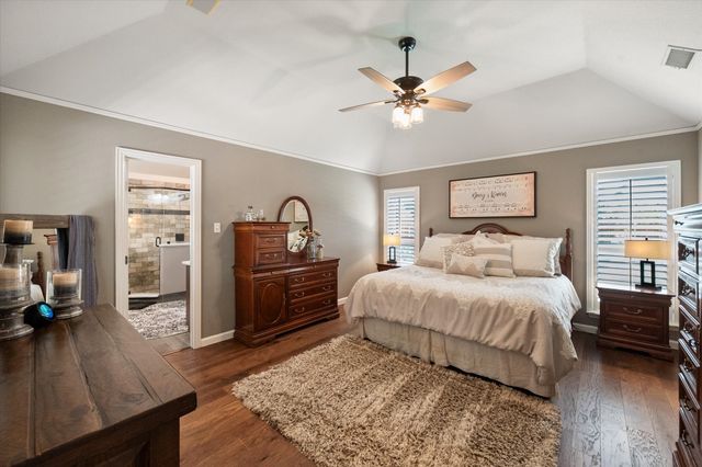 5 Brookside Court, Mansfield, TX 76063
