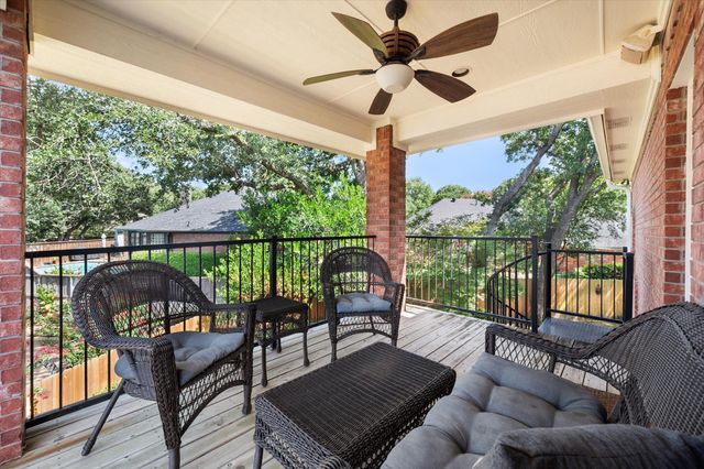 5 Brookside Court, Mansfield, TX 76063