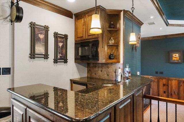 5 Brookside Court, Mansfield, TX 76063