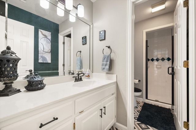 5 Brookside Court, Mansfield, TX 76063