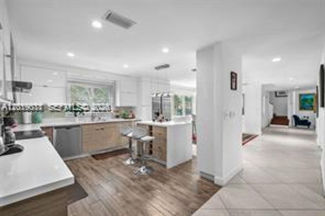 1543 Dorado Ave, Coral Gables, FL 33146