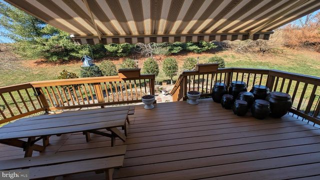 1108 PICKETT ST, Fredericksburg, VA 22401