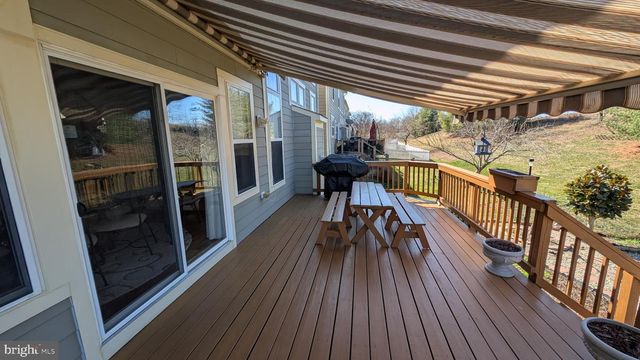 1108 PICKETT ST, Fredericksburg, VA 22401