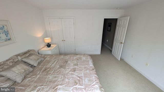 1108 PICKETT ST, Fredericksburg, VA 22401