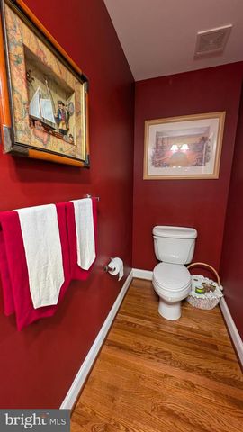 1108 PICKETT ST, Fredericksburg, VA 22401