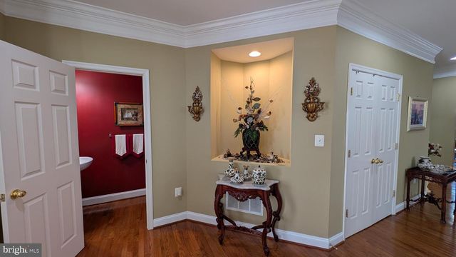 1108 PICKETT ST, Fredericksburg, VA 22401