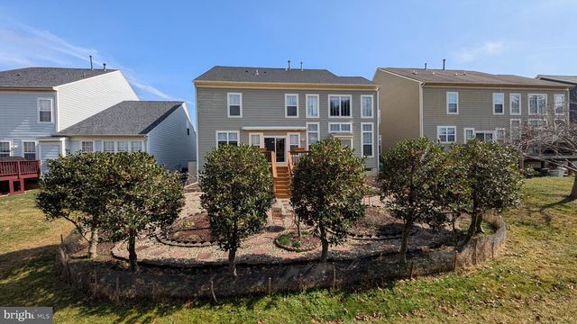 1108 PICKETT ST, Fredericksburg, VA 22401