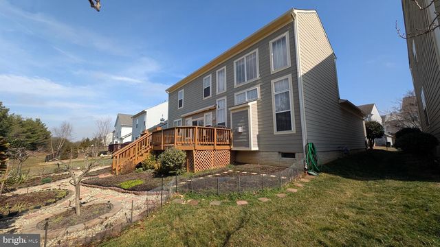 1108 PICKETT ST, Fredericksburg, VA 22401