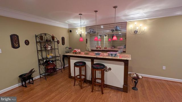 1108 PICKETT ST, Fredericksburg, VA 22401