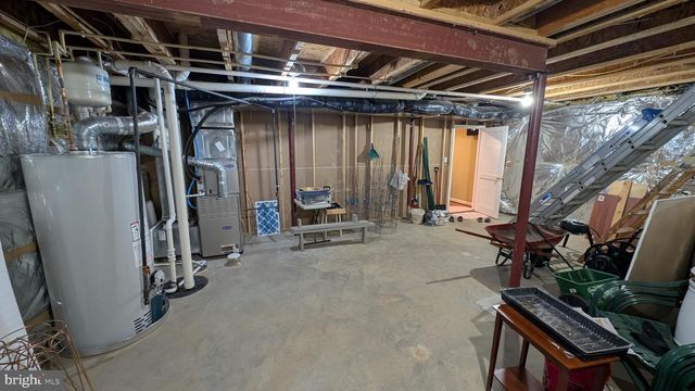 1108 PICKETT ST, Fredericksburg, VA 22401