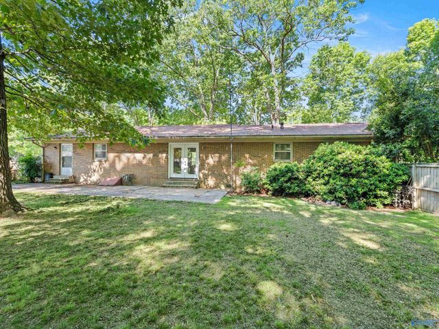 442 10th Street NW, Arab, AL 35016