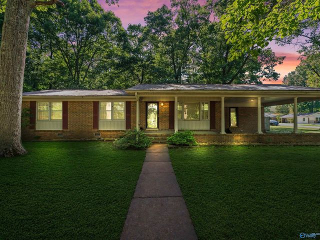442 10th Street NW, Arab, AL 35016
