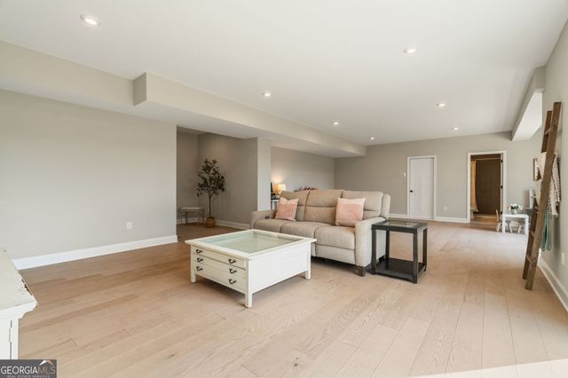 7830 Scenic Ridge Way, Ball Ground, GA 30107