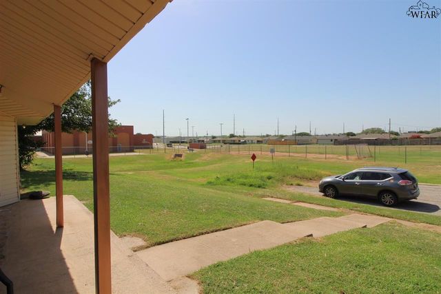 1218 CHRISTINE ROAD, Wichita Falls, TX 76302