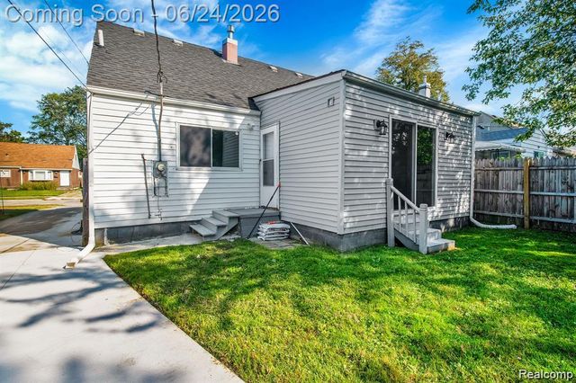 24409 Bolam Avenue, Warren, MI 48089