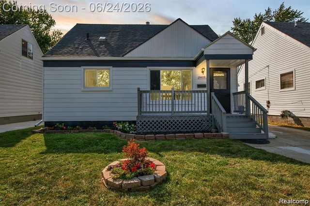 24409 Bolam Avenue, Warren, MI 48089