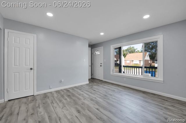 24409 Bolam Avenue, Warren, MI 48089