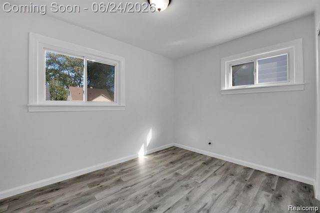 24409 Bolam Avenue, Warren, MI 48089