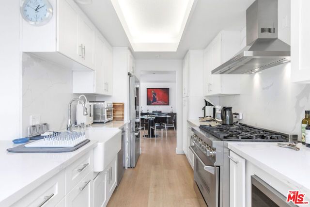 13600 MARINA POINTE Drive 401, Marina Del Rey, CA 90292