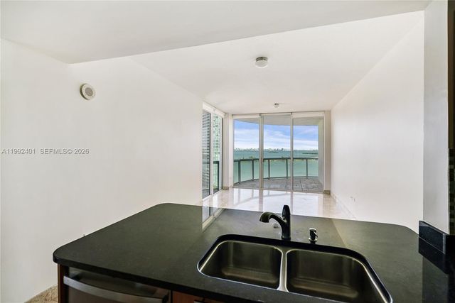 480 NE 30th St 1502, Miami, FL 33137