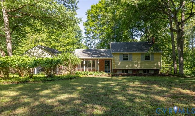 14219 Hickory Oaks Ln, Ashland, VA 23005