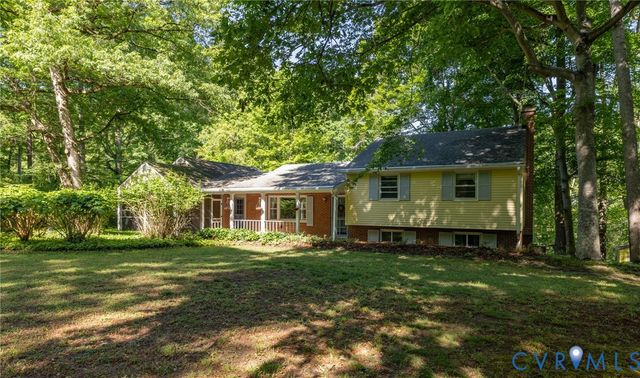 14219 Hickory Oaks Ln, Ashland, VA 23005
