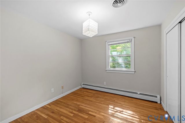 14219 Hickory Oaks Ln, Ashland, VA 23005